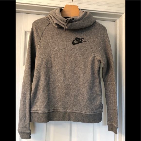 Nike Tops - Nike Hoodie